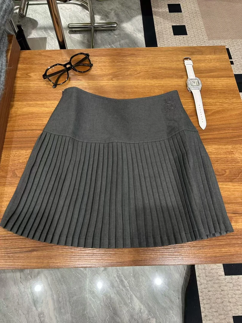 设计感百褶显瘦高腰A字裙