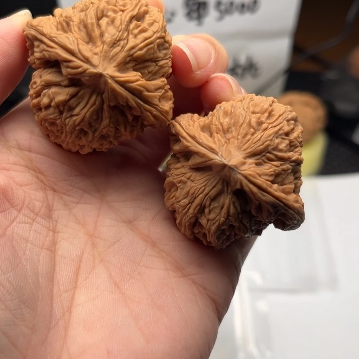 吊坠文玩核桃南疆43