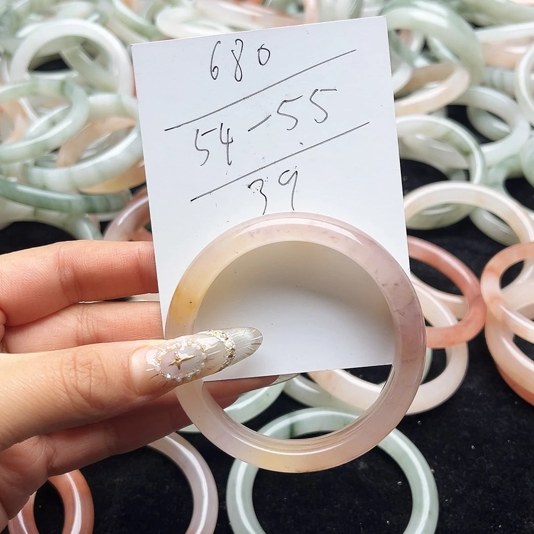 未镶嵌手镯石英质玉h680