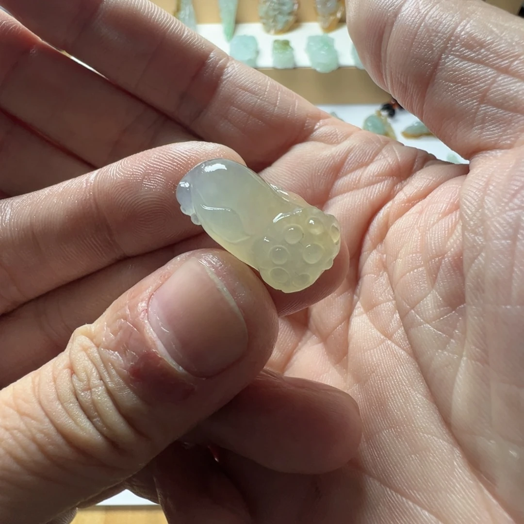 定制翡翠未镶嵌莲蓬