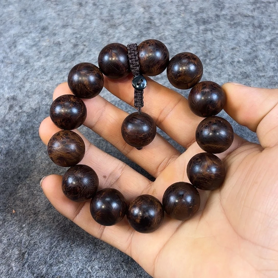 柏木（崖柏）青**水1.8雷击满瘤
