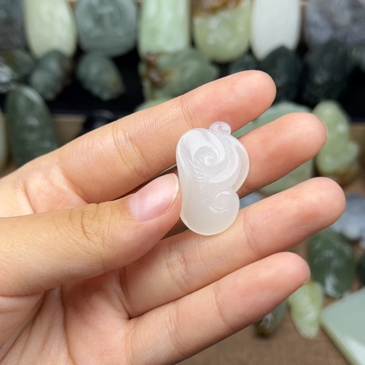 和田玉未镶嵌挂件