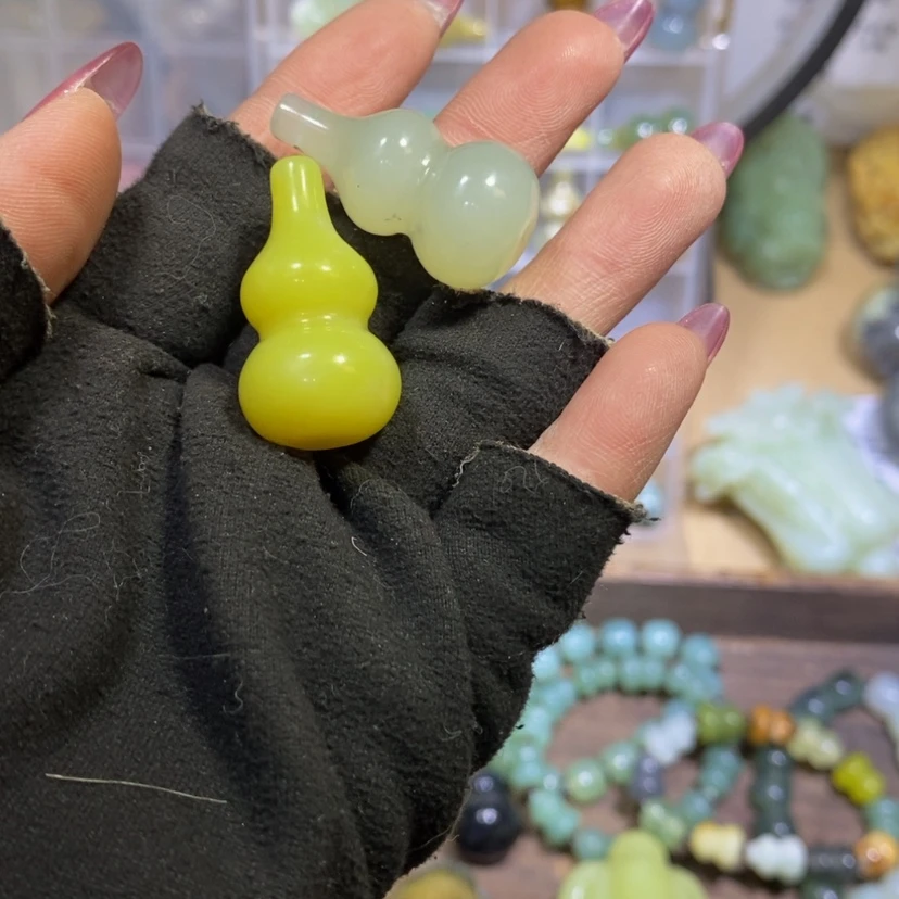 【闪购商品】蛇纹石玉颈饰未镶嵌53