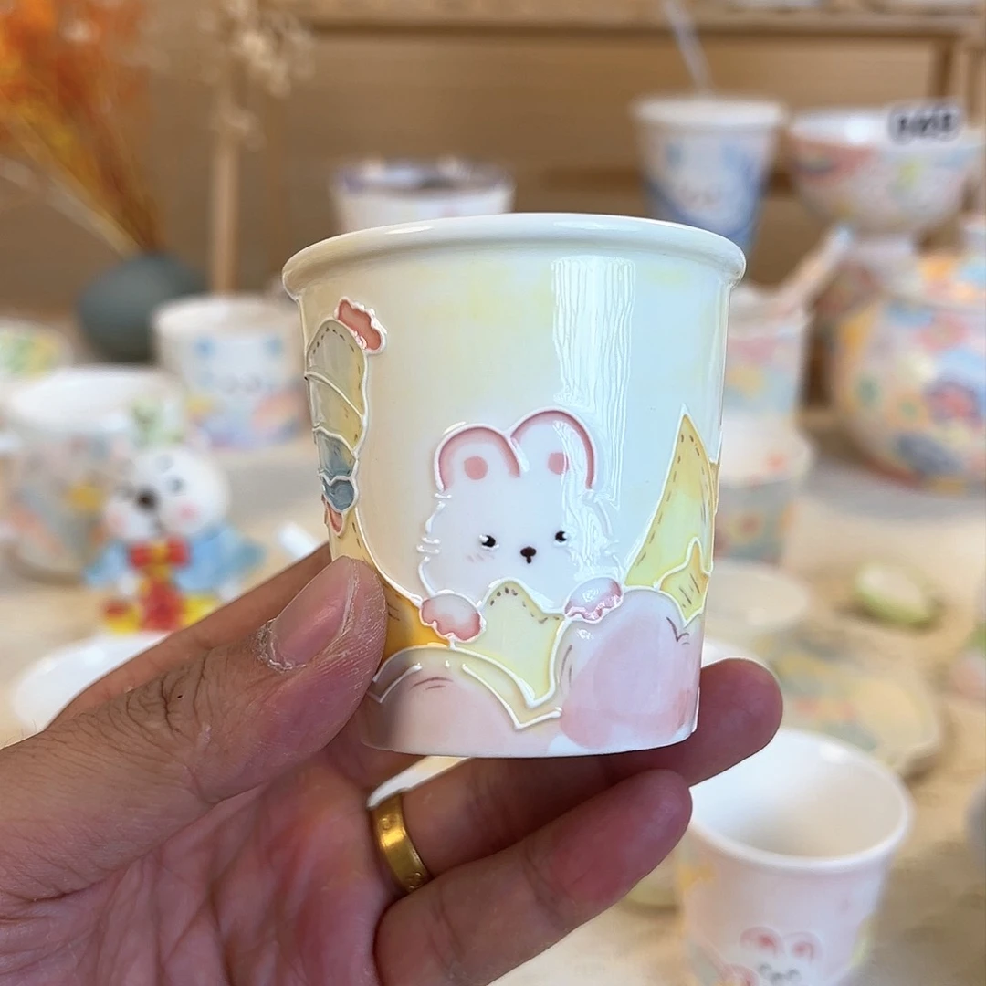 景德镇手绘陶瓷杯子