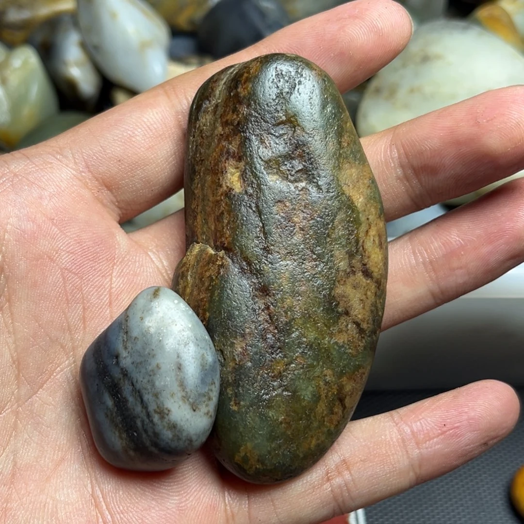 金***闪和田玉（子料）未镶嵌珠宝奇石