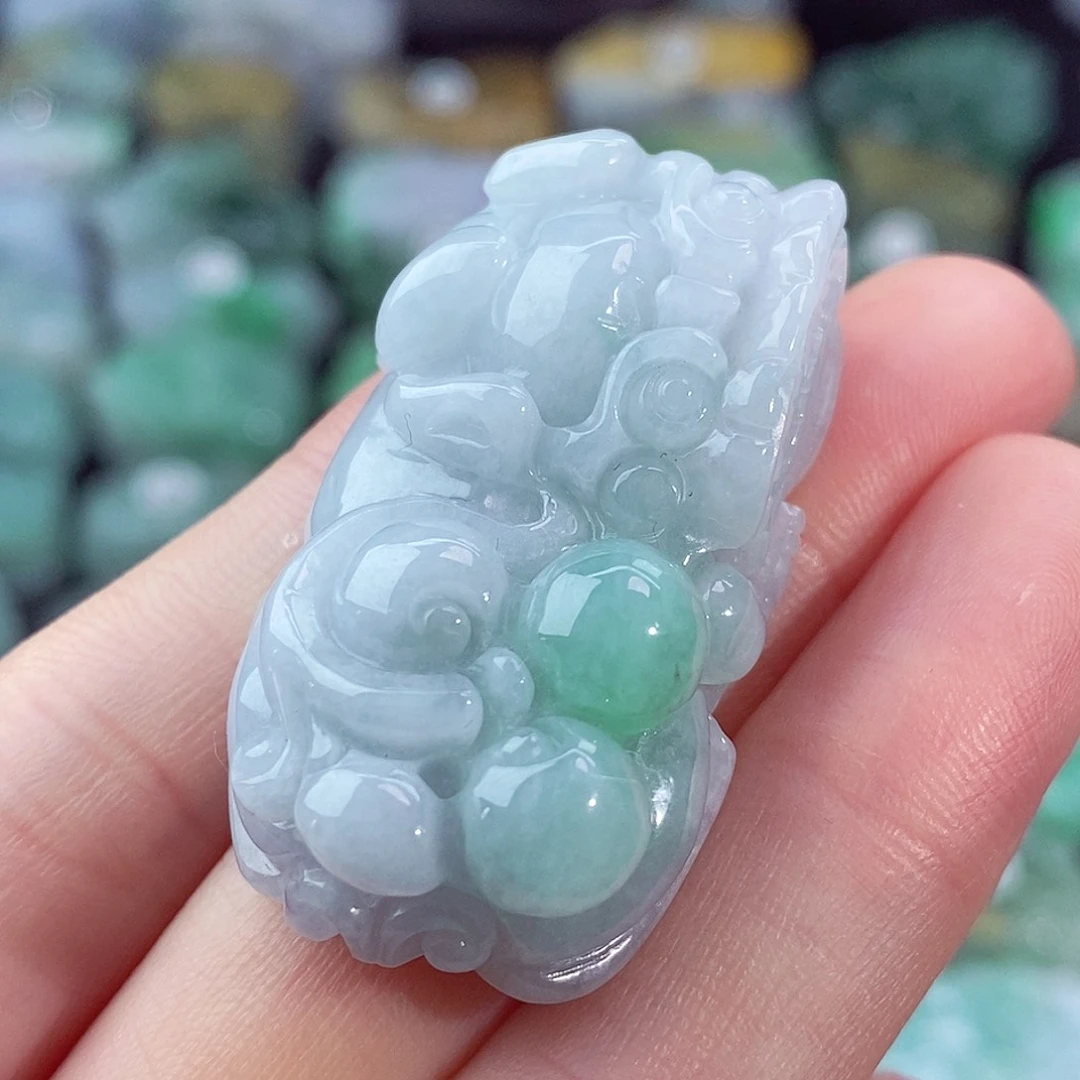 颈饰未镶嵌翡翠天然