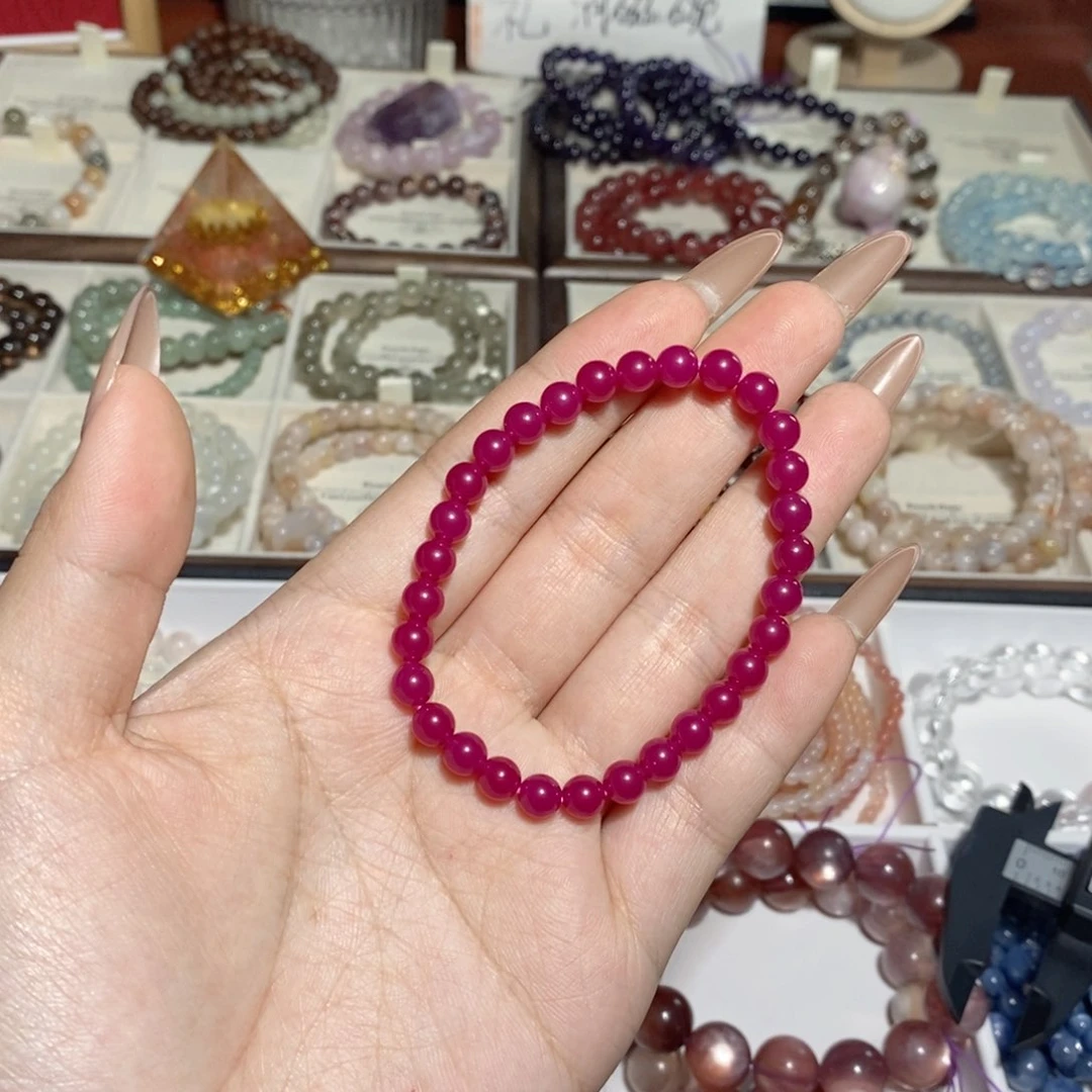 水晶手串未镶嵌红宝石