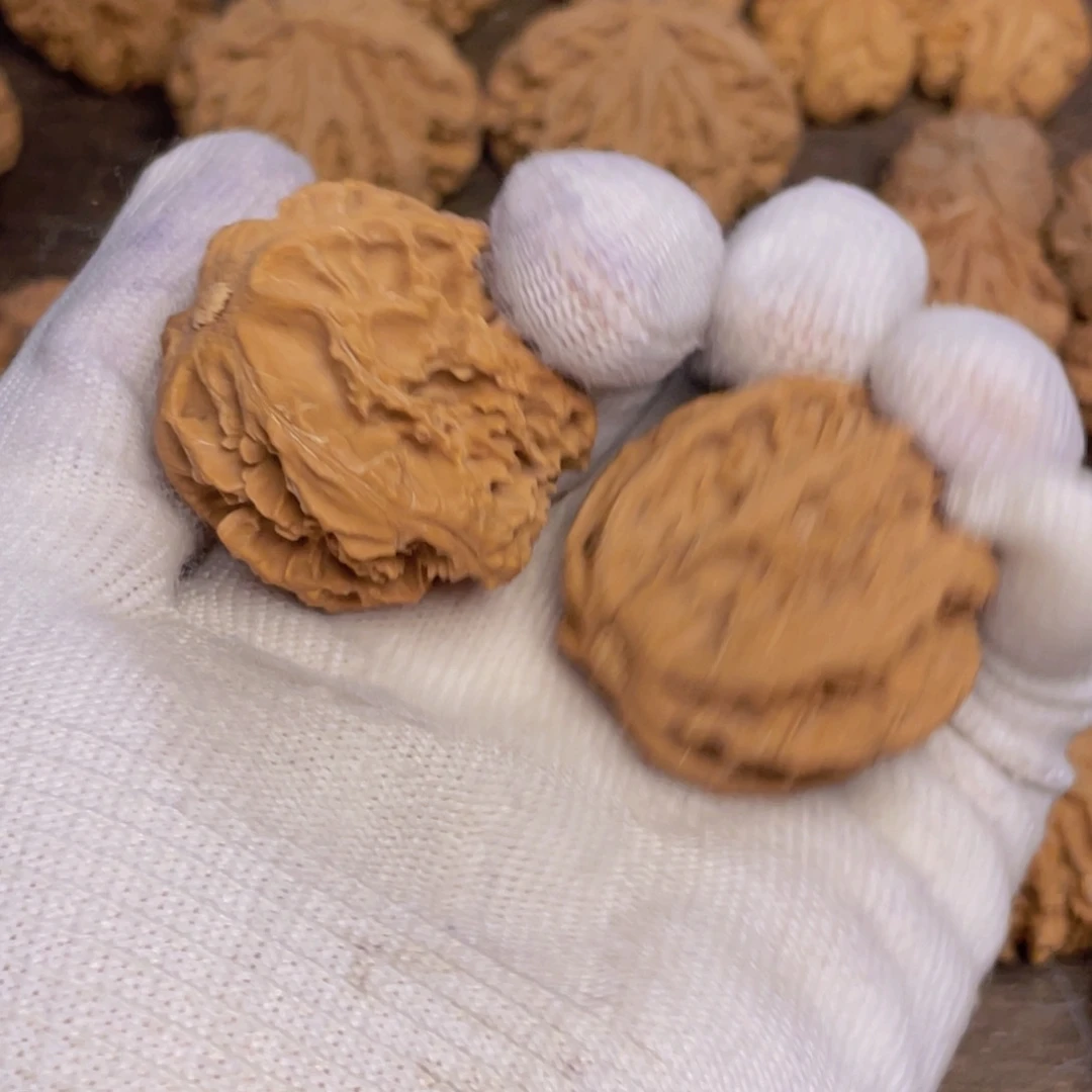 文玩核桃吊坠7 秦岭灯笼野生小众