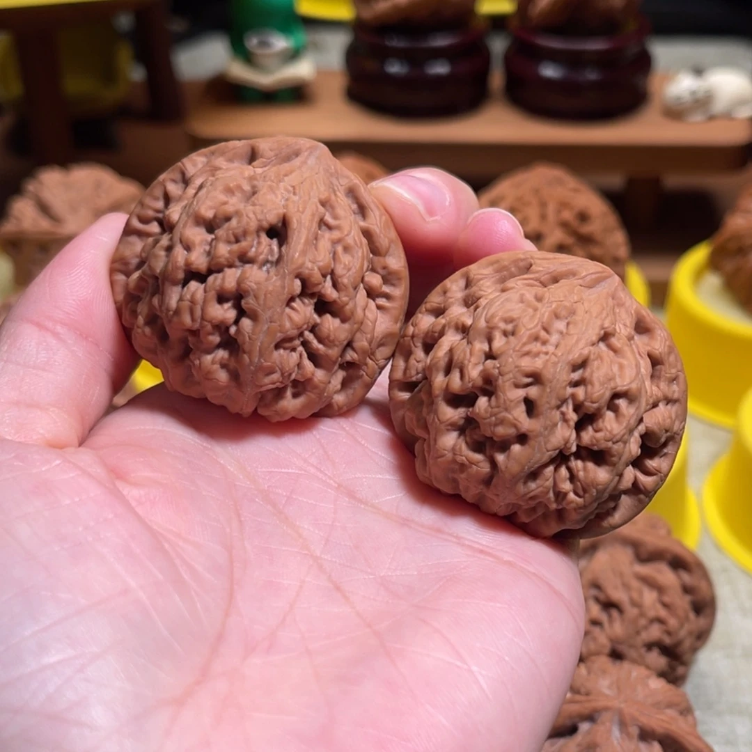 文玩核桃吊坠41粗筋