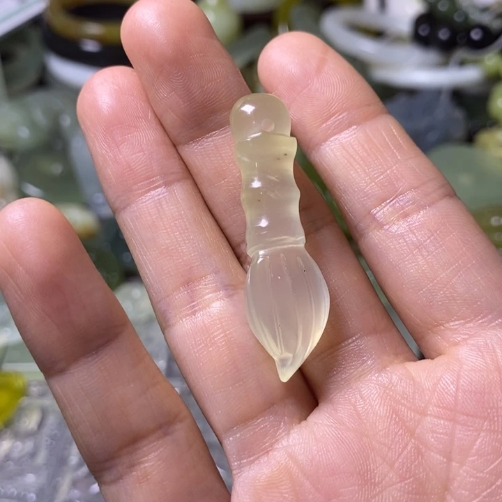 岫玉岫玉挂件未镶嵌