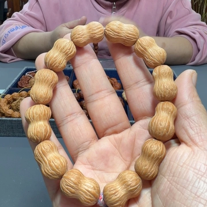 把件文玩核桃花生6777