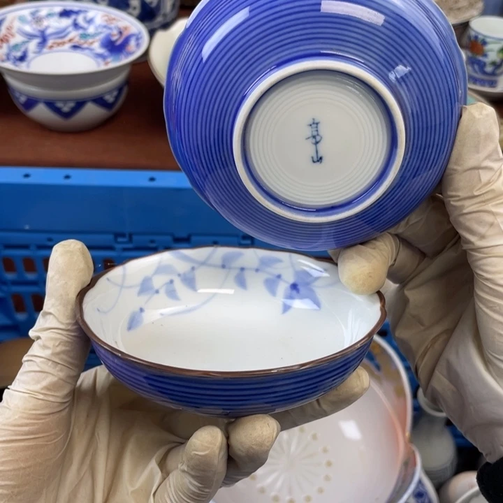 他家瓷器真美…开播了