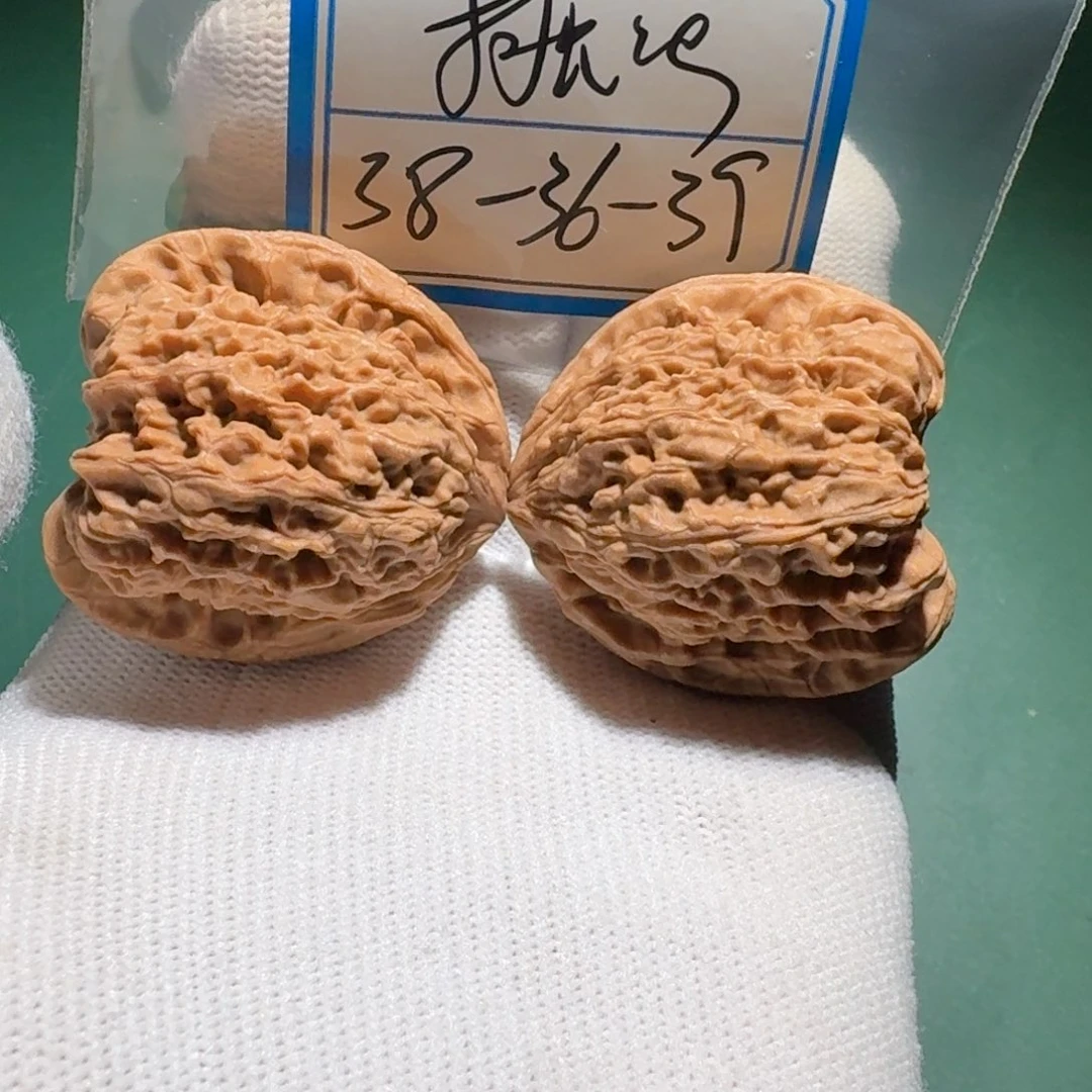 文玩核桃吊坠32号南疆一代