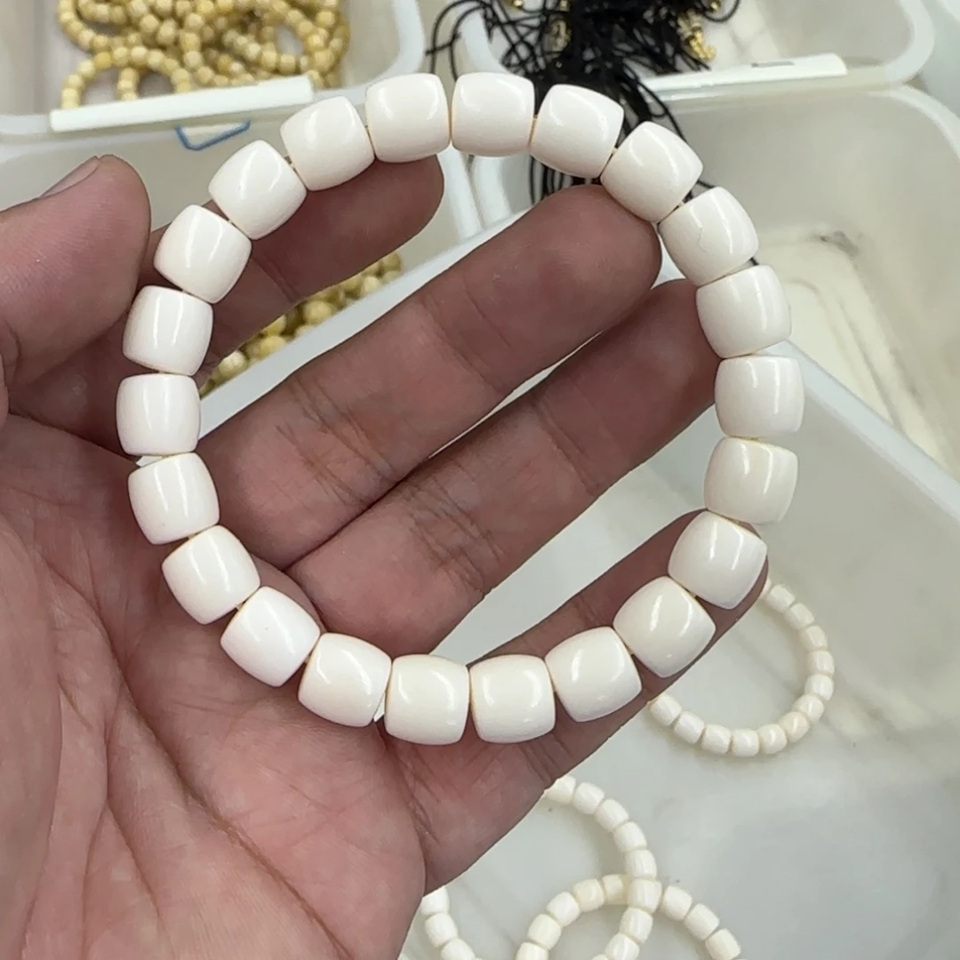 白玉菩提吊坠白色710