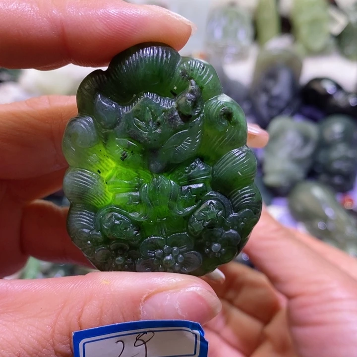 和田玉边角料未镶嵌