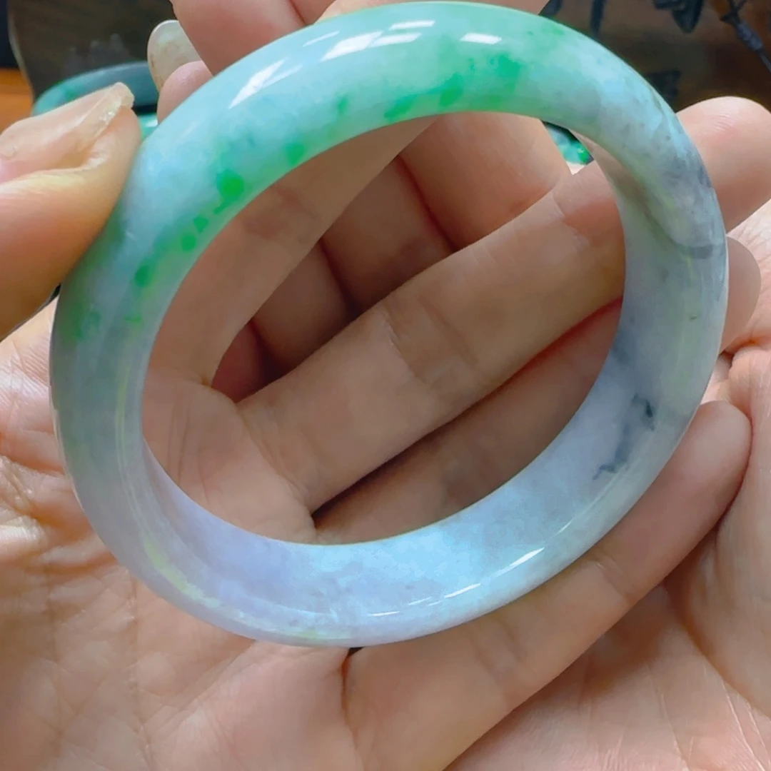 翡翠手镯未镶嵌翡翠280