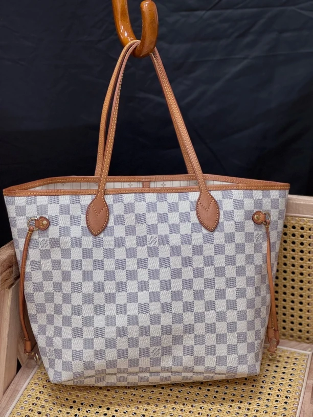95新 LouisVuitton/路易威登 白棋盘格NF中号 经典百搭4024
