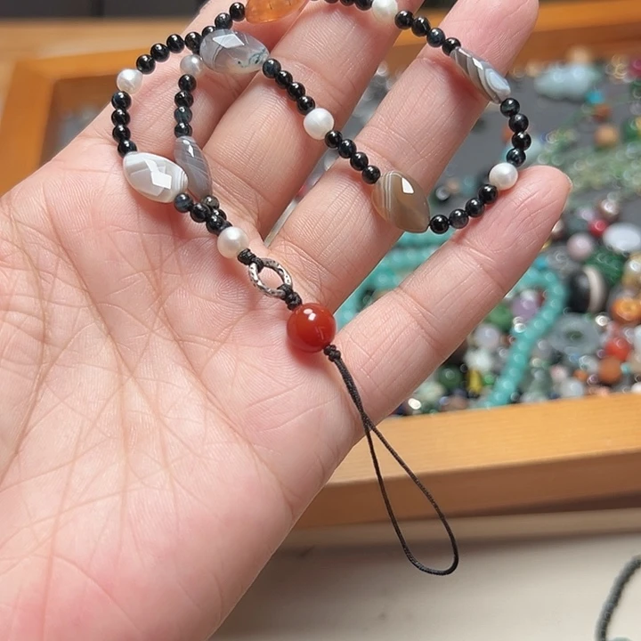 手链水晶钛钢玛瑙手机链