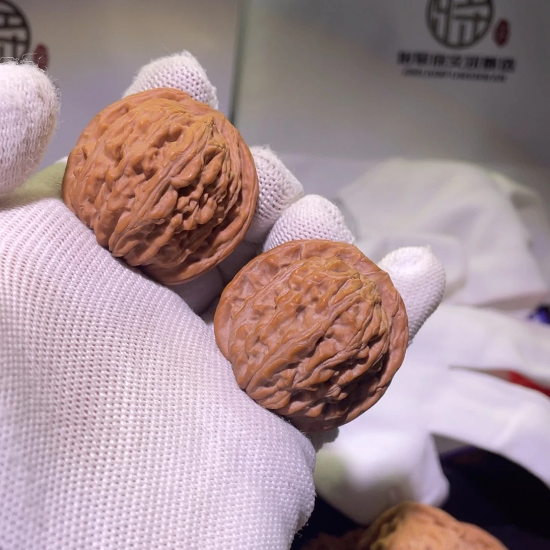 文玩核桃把件792。汉高楼