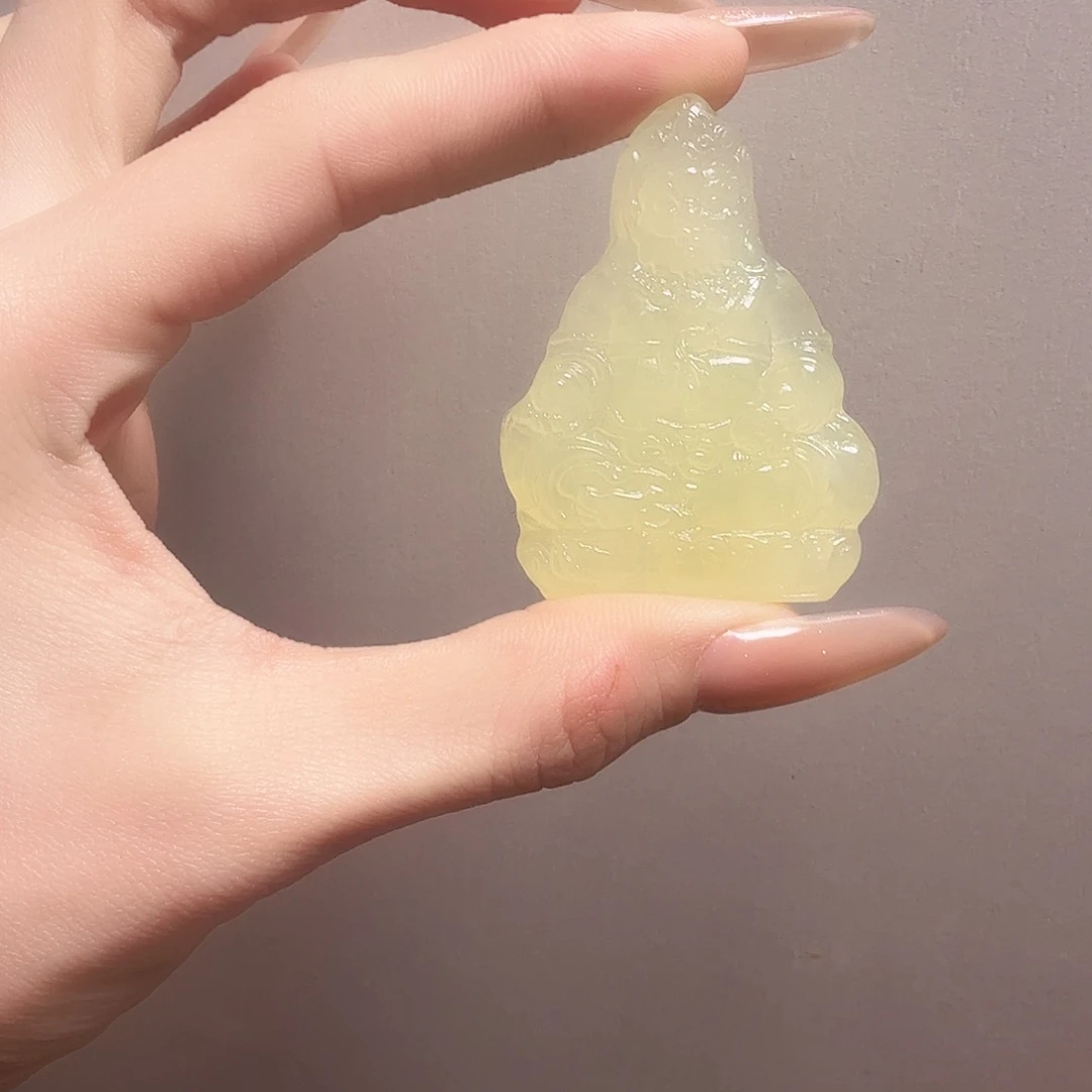 蛇纹石玉颈饰未镶嵌黄财神