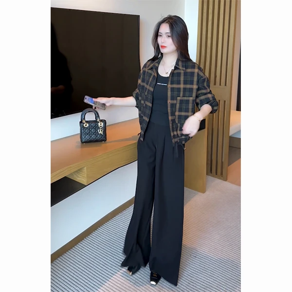 【季颜品牌】新款休闲显瘦时尚气质洋气碎花拉链拼接牛仔短外套72