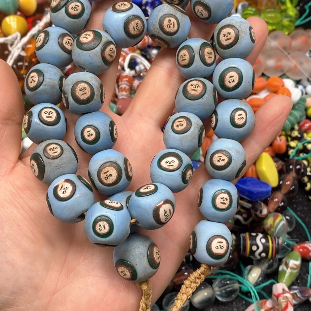 琉璃非金属琉璃珠串