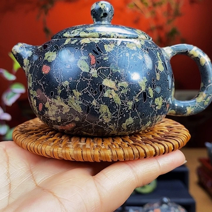 梅花玉精美梅花小西施