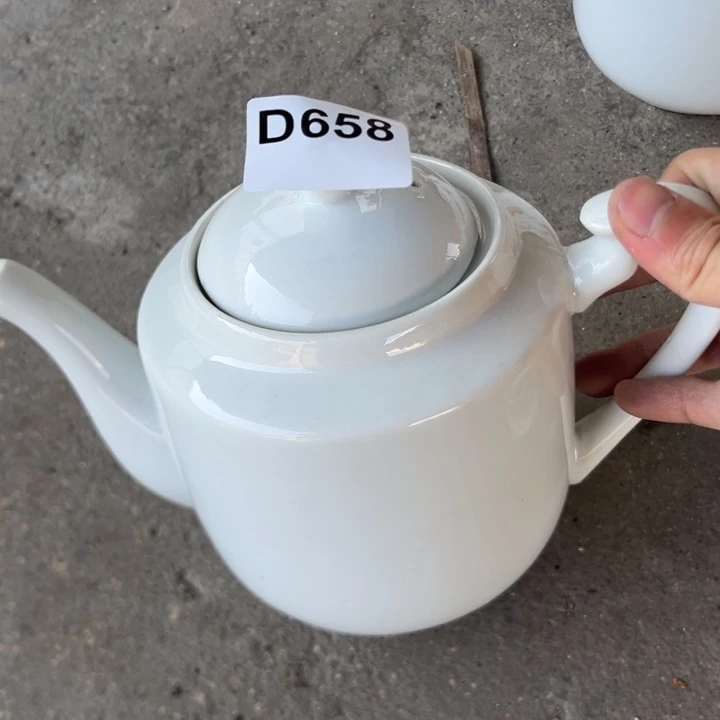 八九十年代高岭土盘碗碟有矿点D658