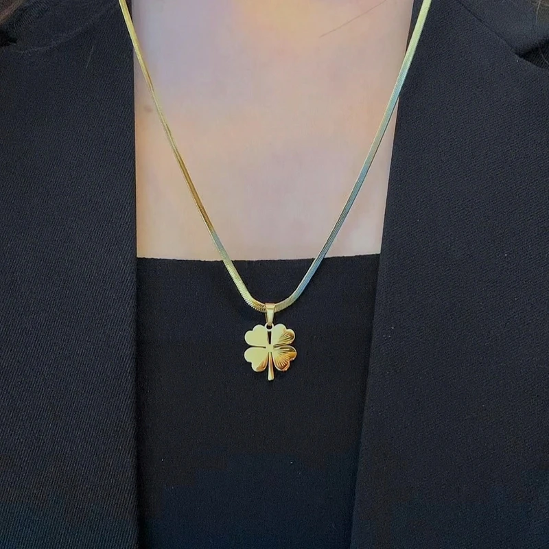 钛钢吊坠  【春季新品】幸运四叶草项链时尚简约气质百搭女款蛇骨链