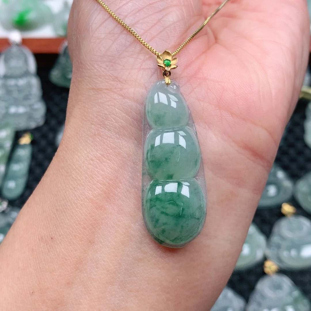 翡翠吊坠(不含链)18K金镶嵌
