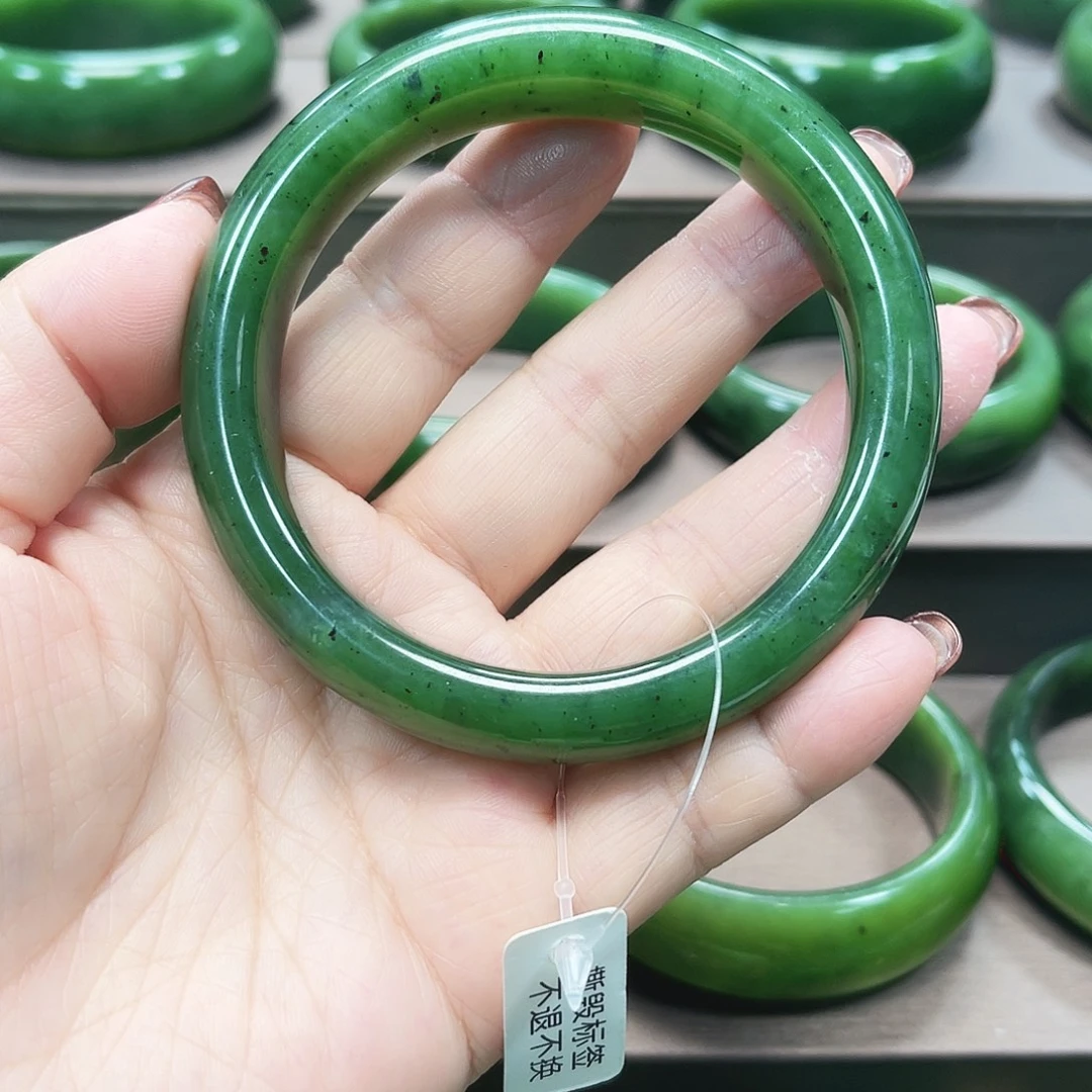 和田玉（糖玉）未镶嵌手镯