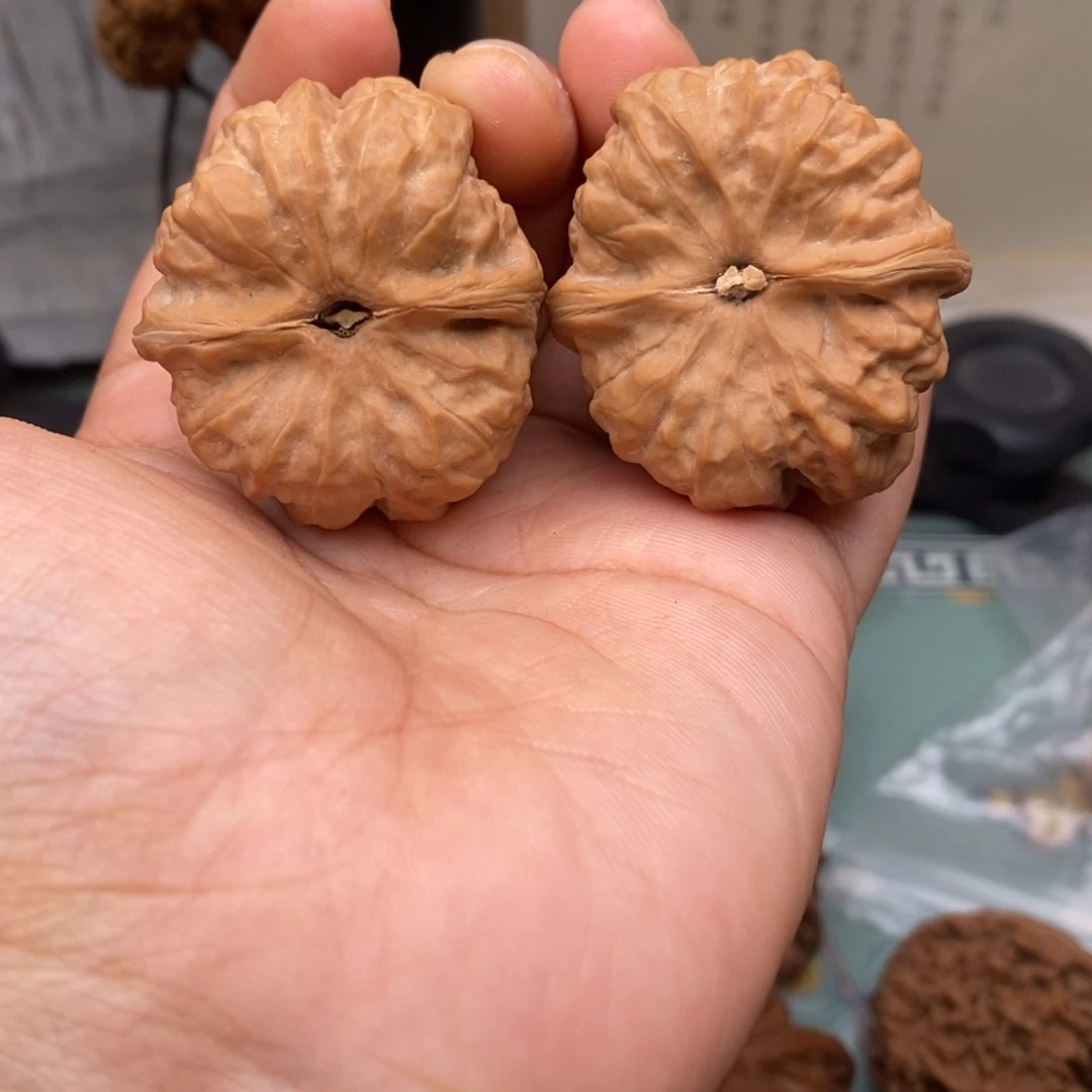 文玩核桃把件36蛤蟆头78