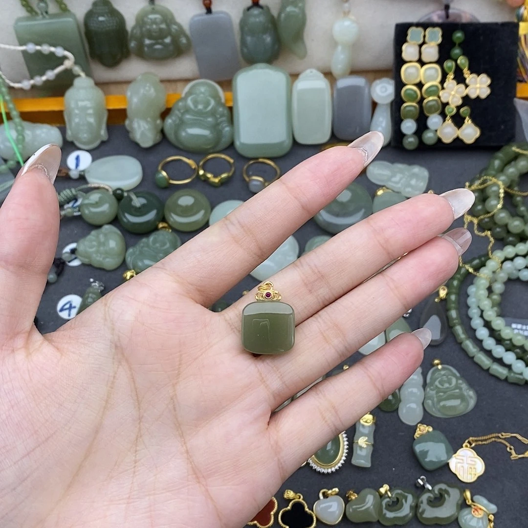 吊坠(不含链)银S925镶嵌和田玉
