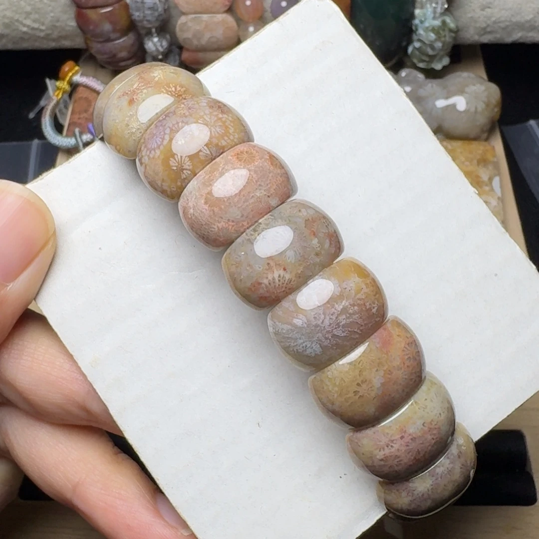 硅化玉未镶嵌福利，18片紫粉小花 可盘