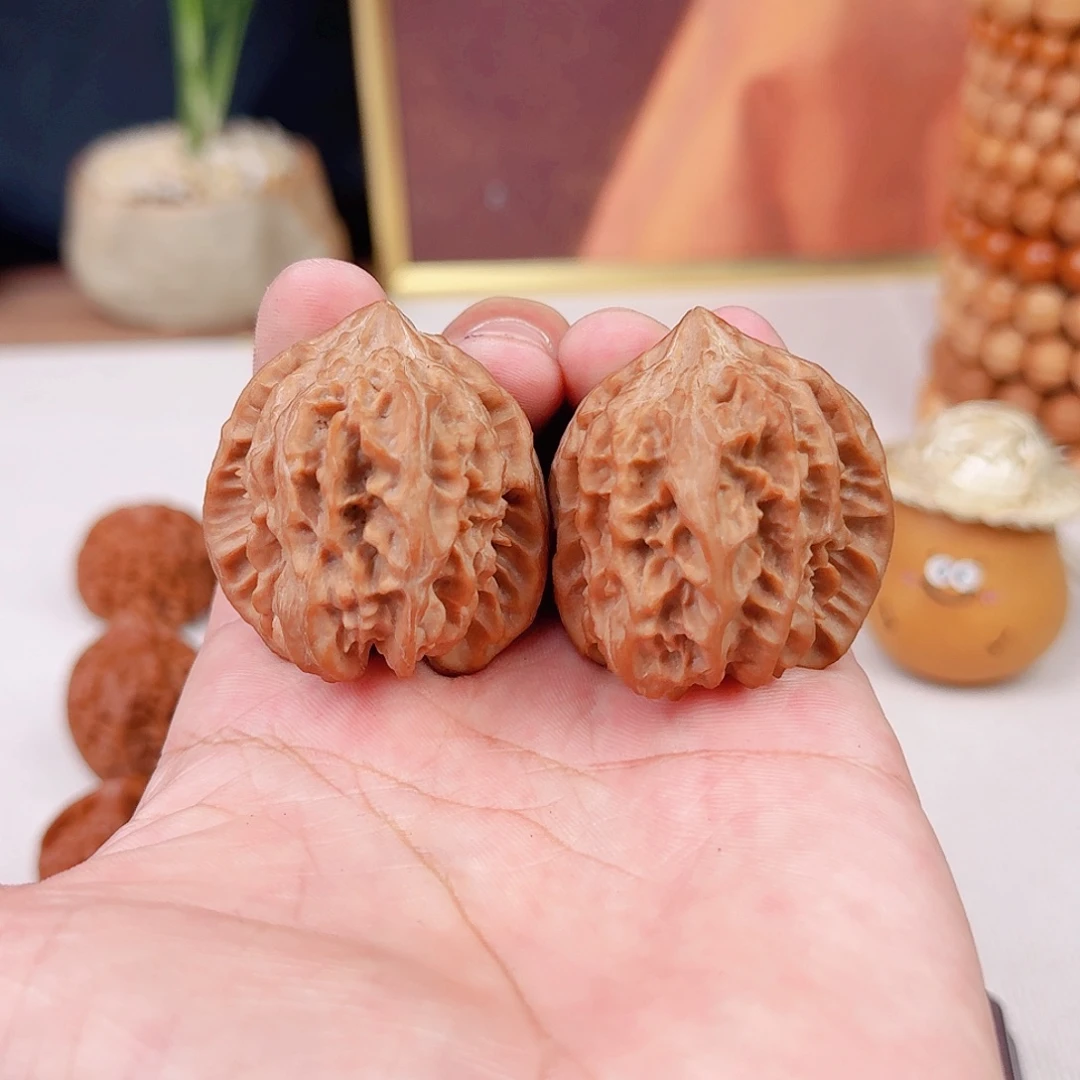 文玩核桃吊坠12大龙