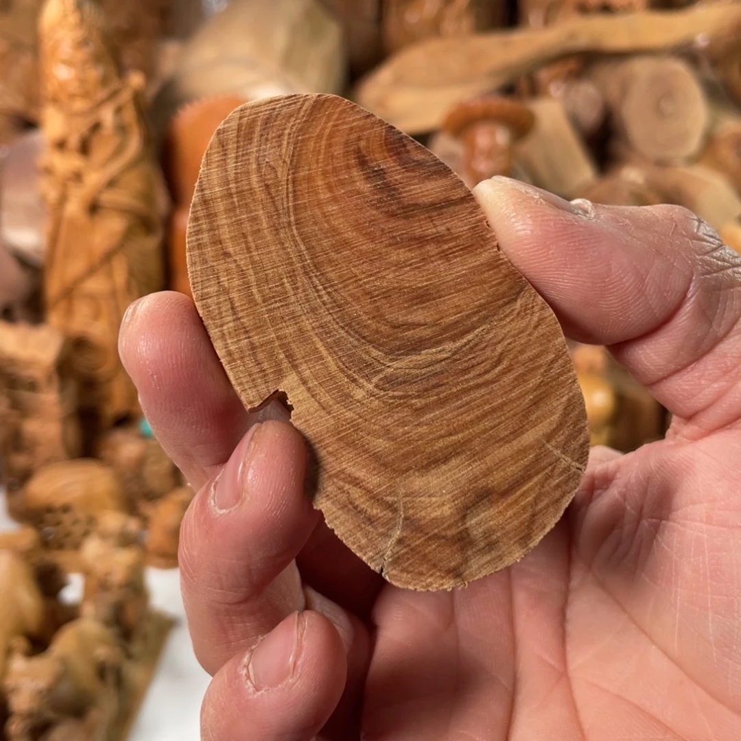 檀香木其他老山檀香树根料