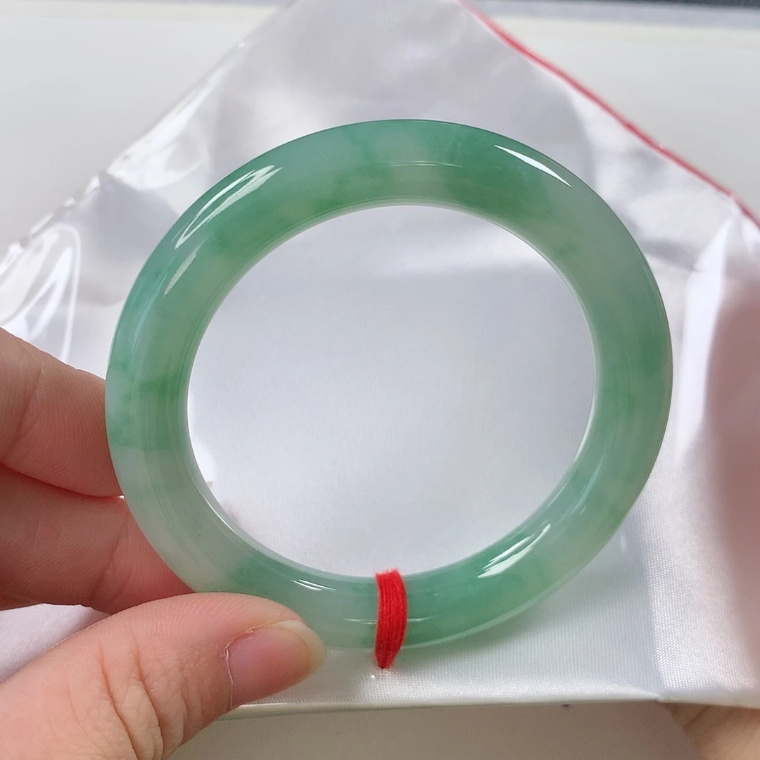 未镶嵌手镯（圆镯）翡翠②①⑧