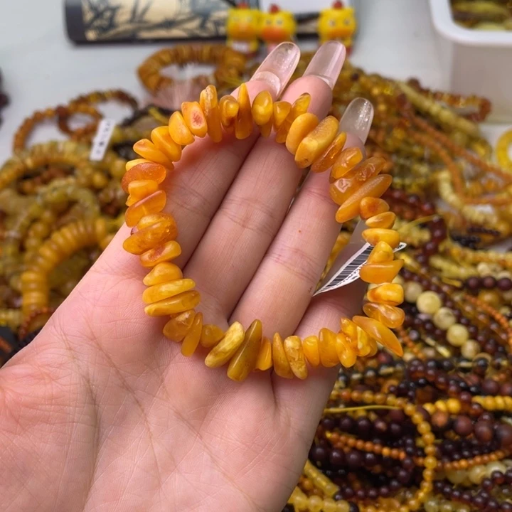 琥珀未镶嵌珠宝奇石