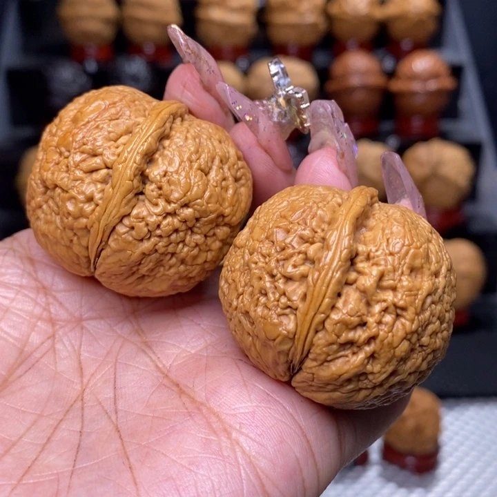 文玩核桃把件脑纹元宝52号