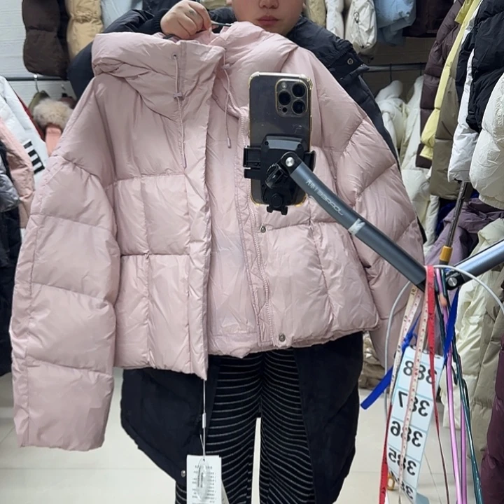 女外套粉色短款外套