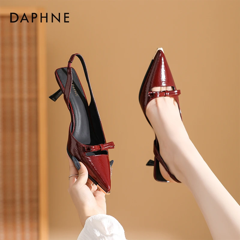 达芙妮2025春季新款包头细跟高跟鞋百搭细跟春季女鞋时尚凉鞋尖头