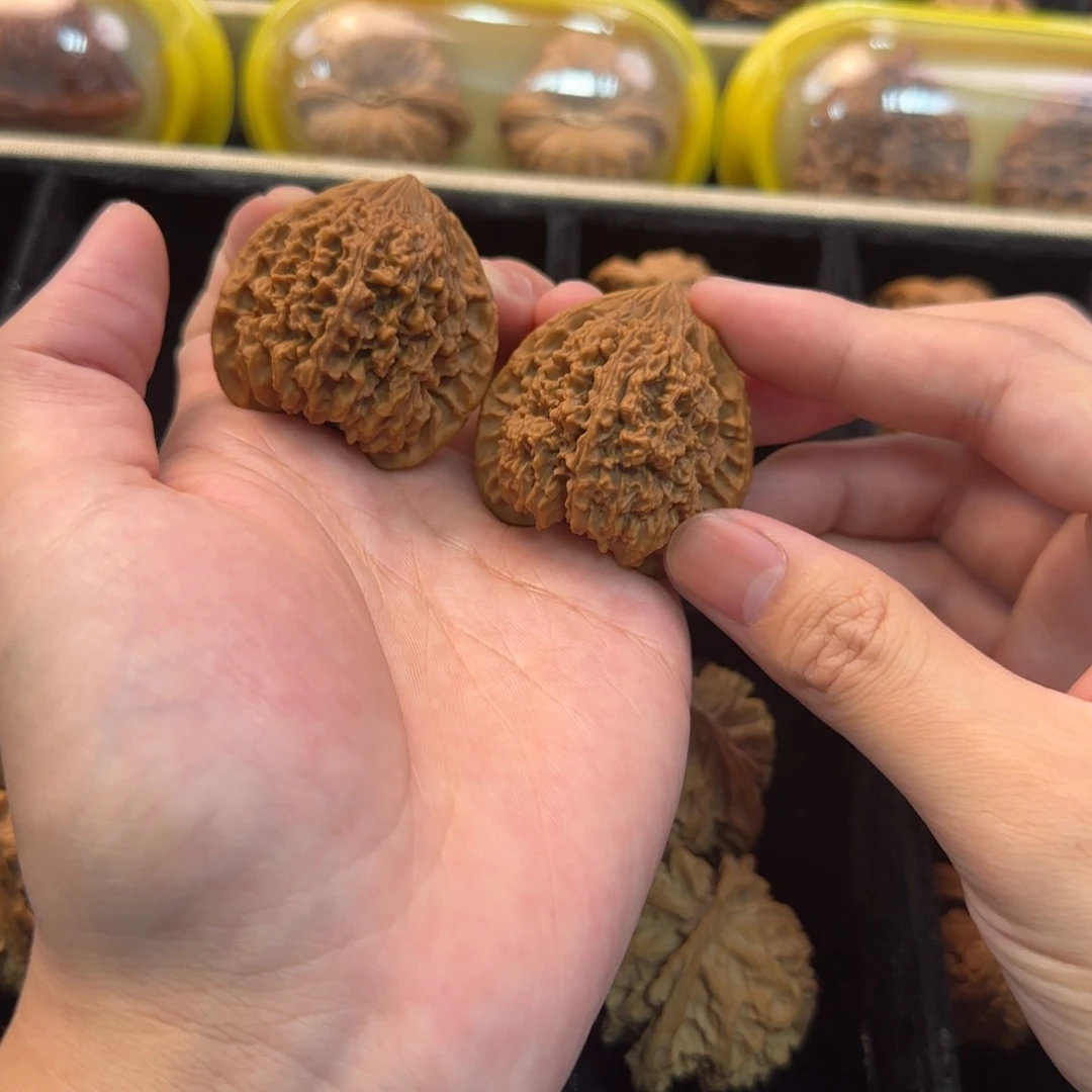 文玩核桃吊坠满天星42