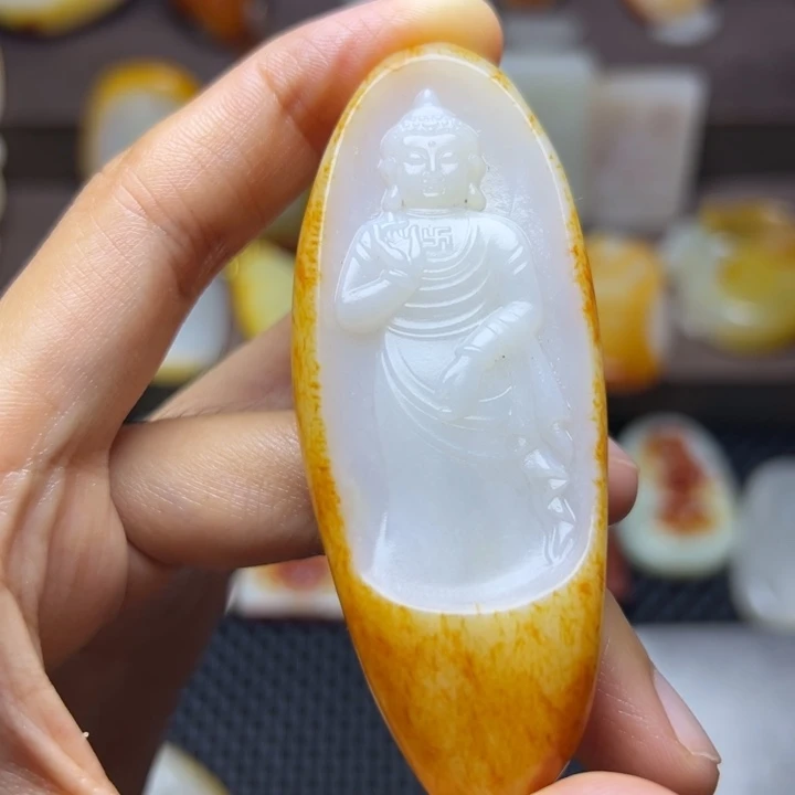 和田玉未镶嵌颈饰