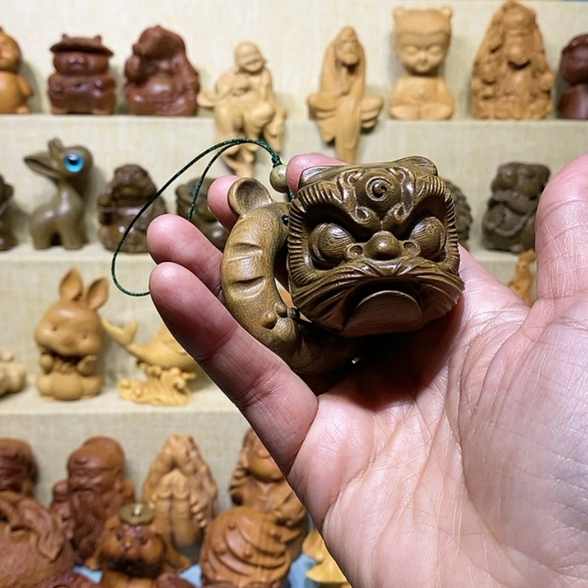 【闪购商品】维腊木（绿檀）落***L醒狮平安扣