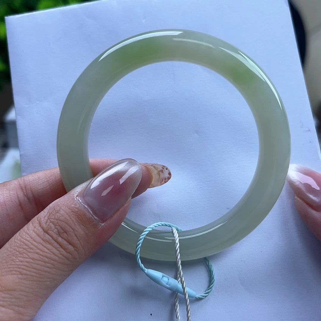 和田玉手镯未镶嵌54