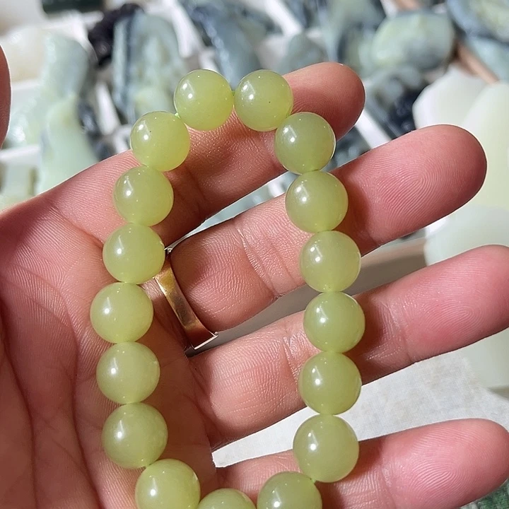 和田玉未镶嵌吊坠(不含链)