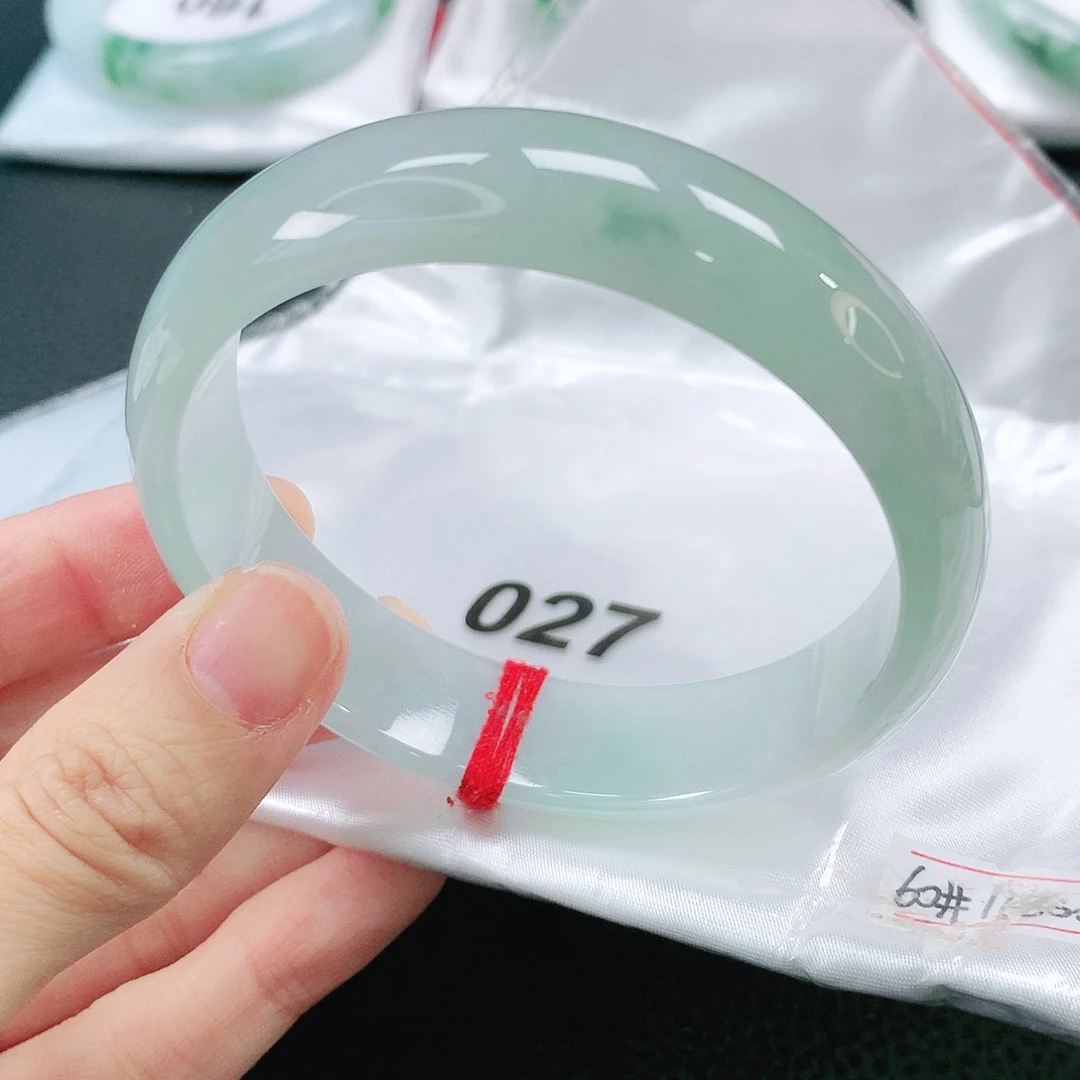 未镶嵌手镯翡翠缅甸60轮胎