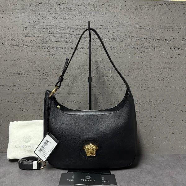 范思哲/包包/28/C18671455029/251022QR0019