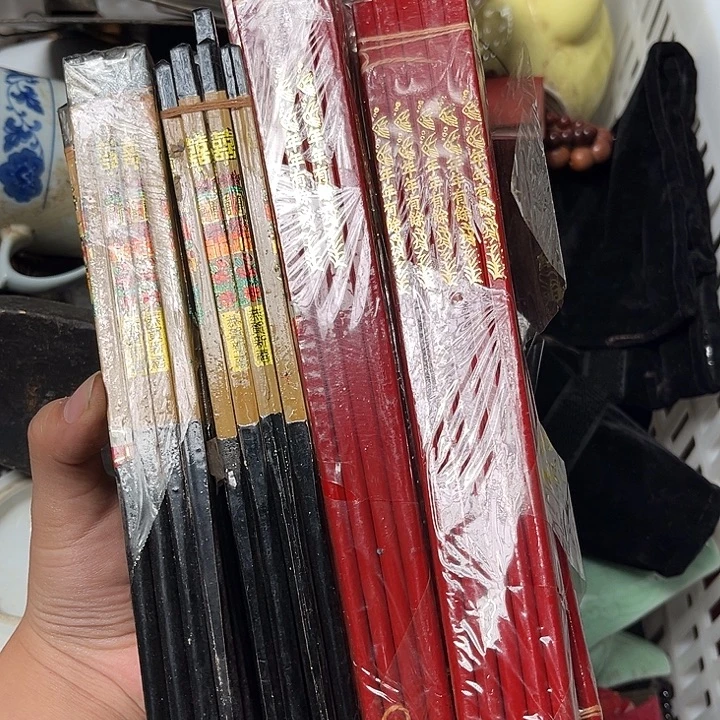 我***…瓷摆件20250917哦哦