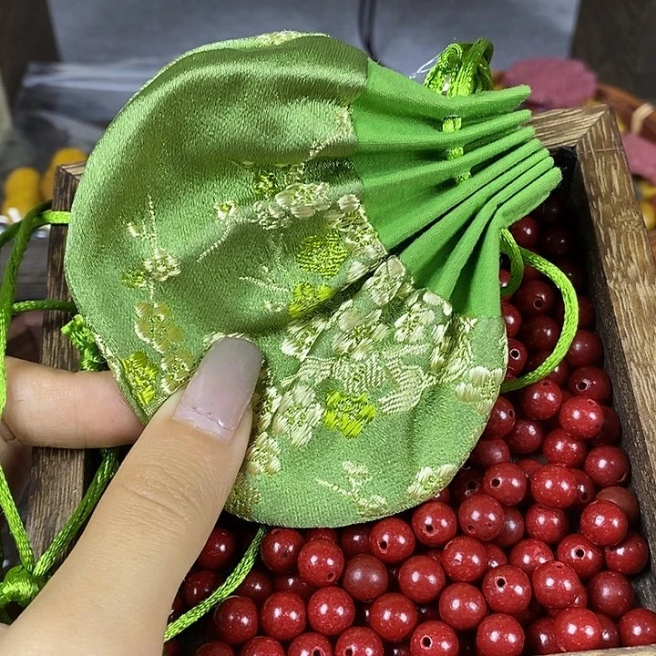 0.8南朝遗梦瑕疵珠约90g